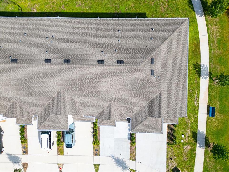 Active With Contract: $2,100 (3 beds, 2 baths, 1793 Square Feet)