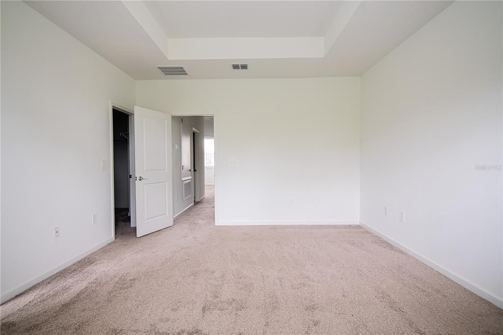 Active With Contract: $2,100 (3 beds, 2 baths, 1793 Square Feet)