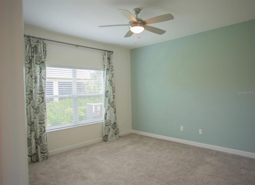 En Venta: $240,000 (2 camas, 2 baños, 1385 Pies cuadrados)