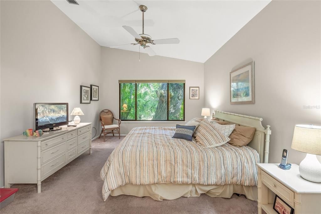 Active With Contract: $299,000 (3 beds, 2 baths, 1679 Square Feet)