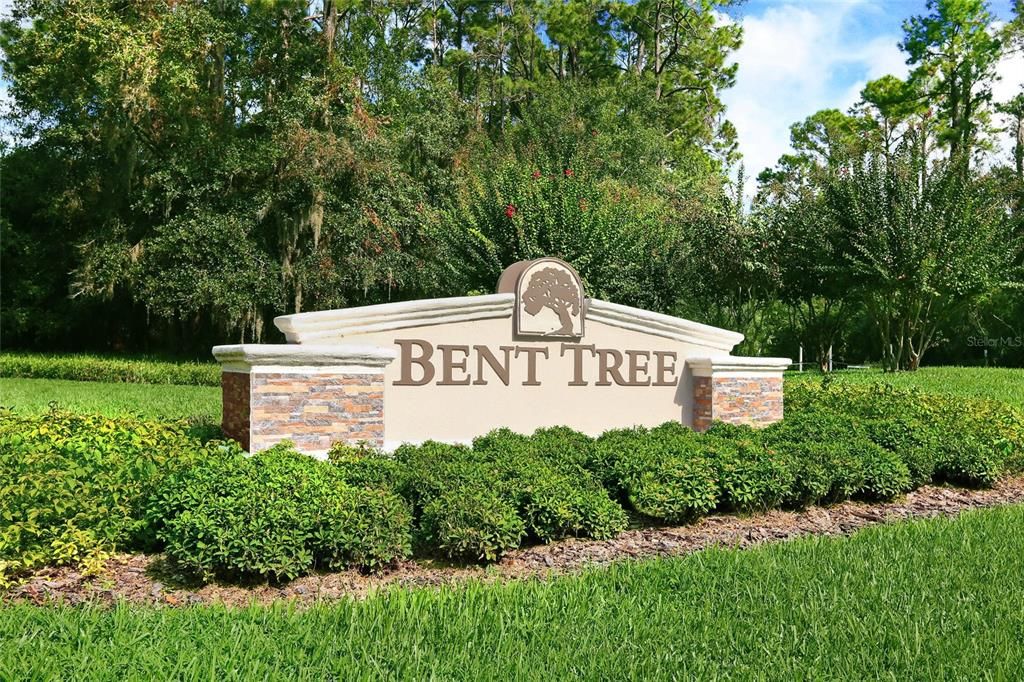 Active With Contract: $299,000 (3 beds, 2 baths, 1679 Square Feet)