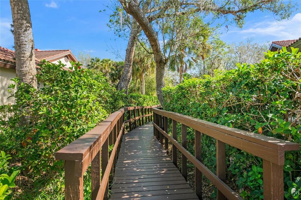 Active With Contract: $299,000 (3 beds, 2 baths, 1679 Square Feet)
