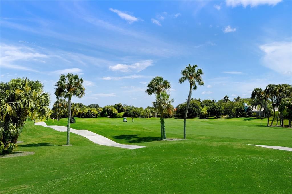 Active With Contract: $299,000 (3 beds, 2 baths, 1679 Square Feet)