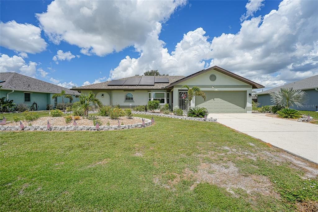 合同活跃: $350,000 (3 贝兹, 2 浴室, 1671 平方英尺)