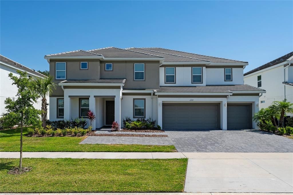 Active With Contract: $1,850,000 (15 beds, 15 baths, 6249 Square Feet)