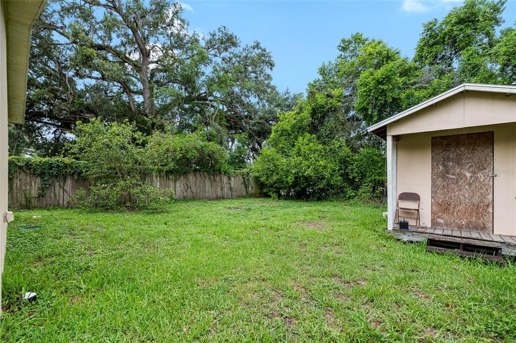 For Sale: $189,000 (2 beds, 1 baths, 800 Square Feet)