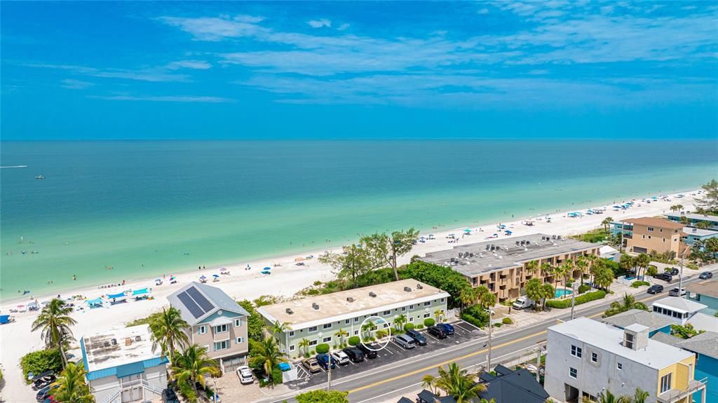 待售: $745,000 (2 贝兹, 1 浴室, 651 平方英尺)