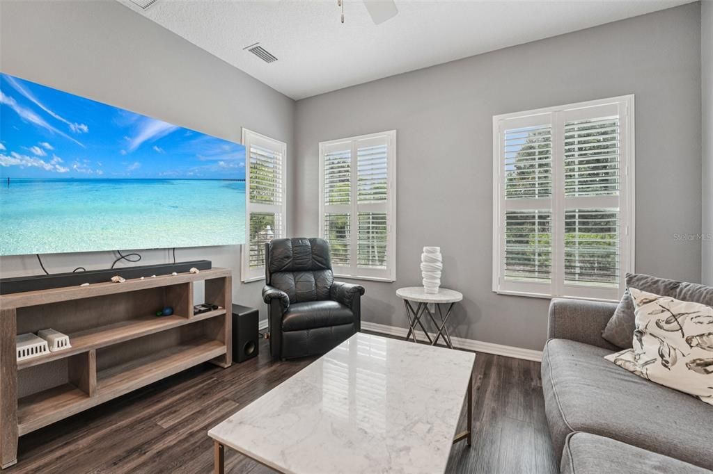 待售: $2,725,000 (7 贝兹, 6 浴室, 8047 平方英尺)