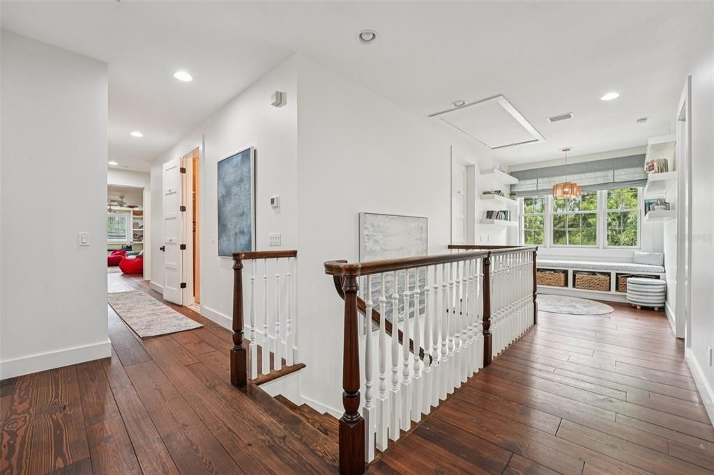 待售: $2,725,000 (7 贝兹, 6 浴室, 8047 平方英尺)