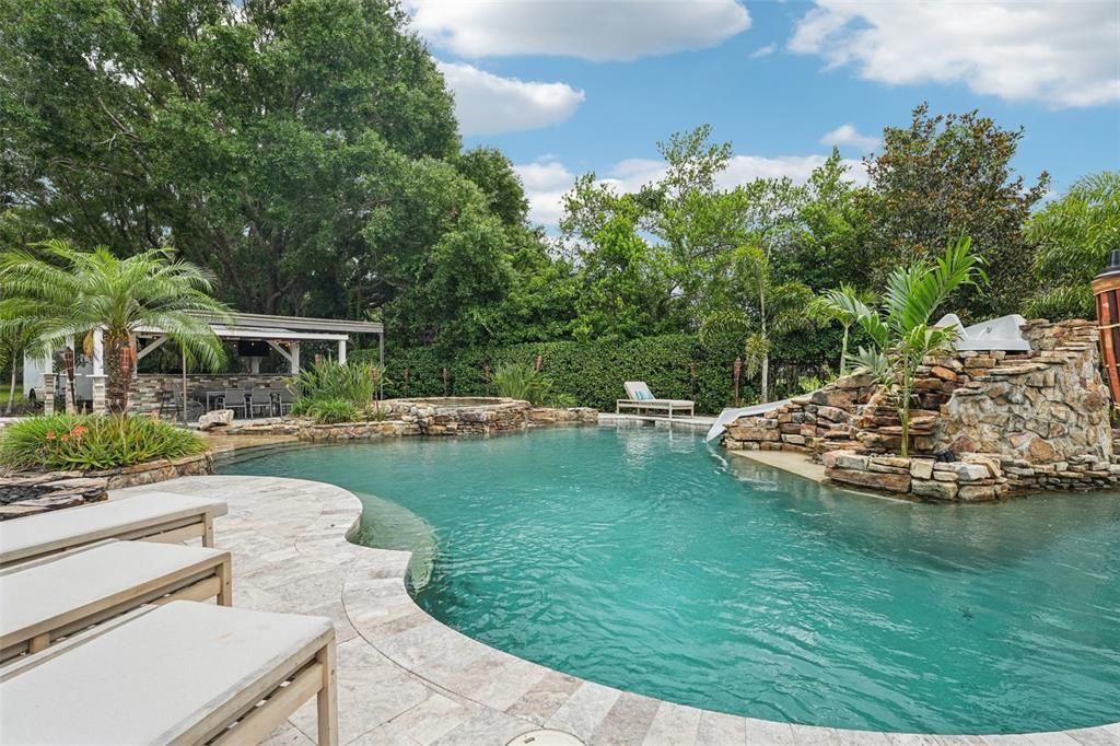 待售: $2,725,000 (7 贝兹, 6 浴室, 8047 平方英尺)