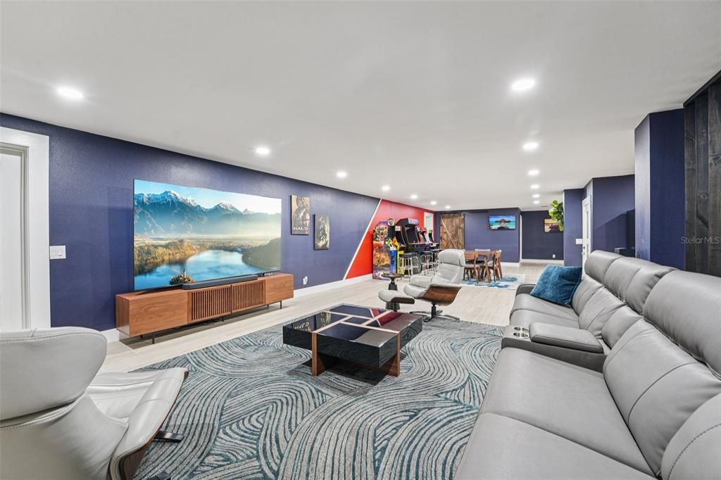 待售: $2,725,000 (7 贝兹, 6 浴室, 8047 平方英尺)