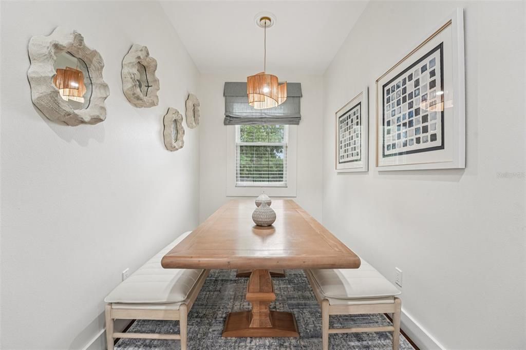 待售: $2,725,000 (7 贝兹, 6 浴室, 8047 平方英尺)