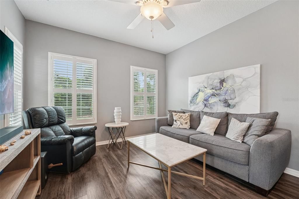 待售: $2,725,000 (7 贝兹, 6 浴室, 8047 平方英尺)