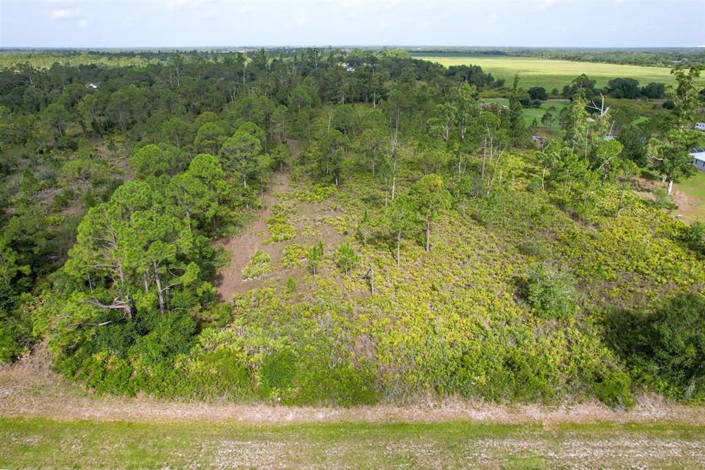 待售: $139,900 (5.30 acres)