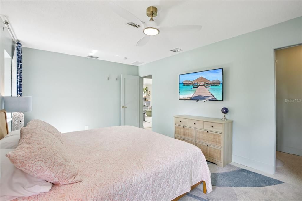 出租: $13,000 (3 贝兹, 2 浴室, 1871 平方英尺)