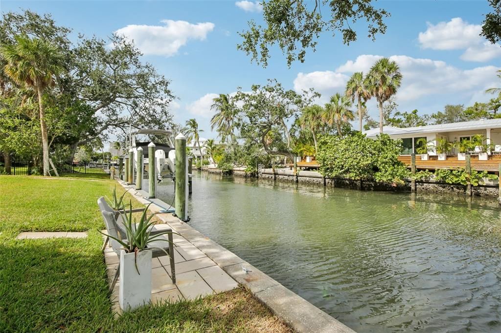 出租: $13,000 (3 贝兹, 2 浴室, 1871 平方英尺)