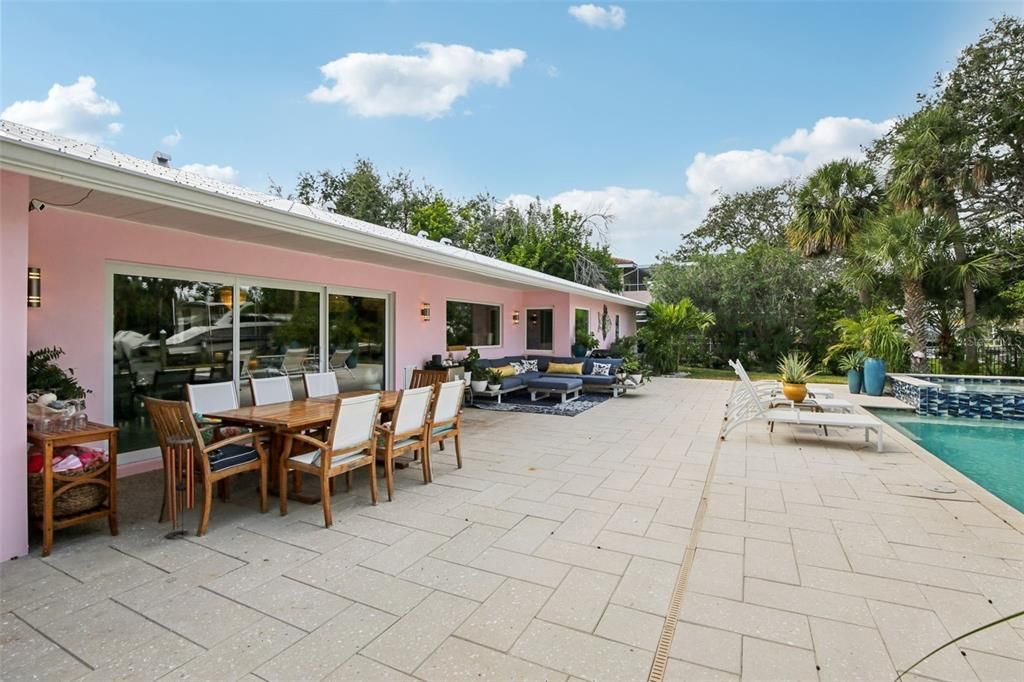 出租: $13,000 (3 贝兹, 2 浴室, 1871 平方英尺)