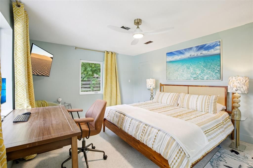 出租: $13,000 (3 贝兹, 2 浴室, 1871 平方英尺)