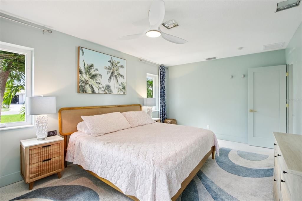 出租: $13,000 (3 贝兹, 2 浴室, 1871 平方英尺)