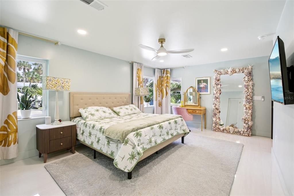 出租: $13,000 (3 贝兹, 2 浴室, 1871 平方英尺)