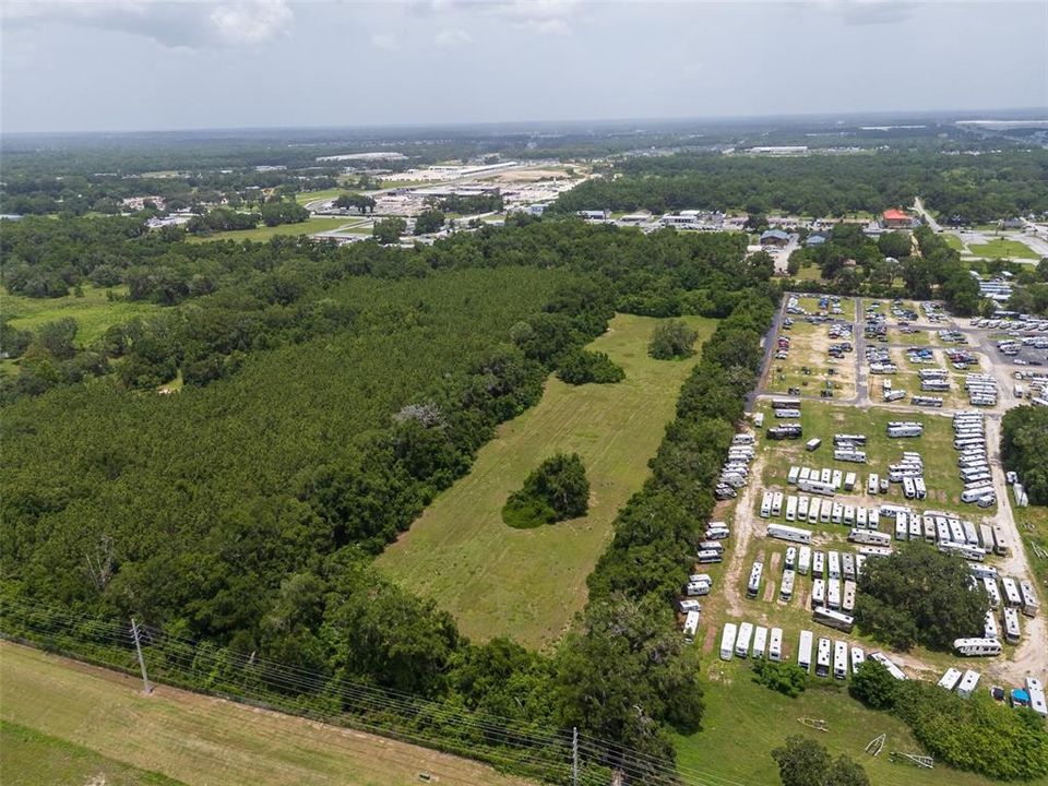 На продажу: $624,999 (11.70 acres)