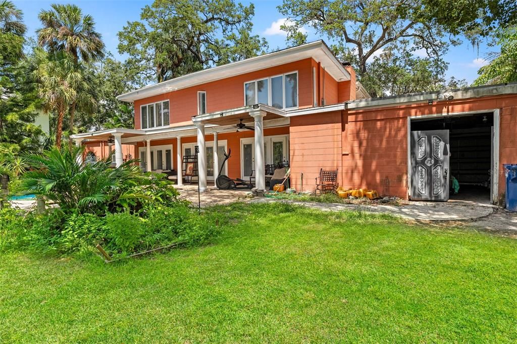 Под контрактом: $999,999 (4 спален, 2 ванн, 2757 Квадратных фут)