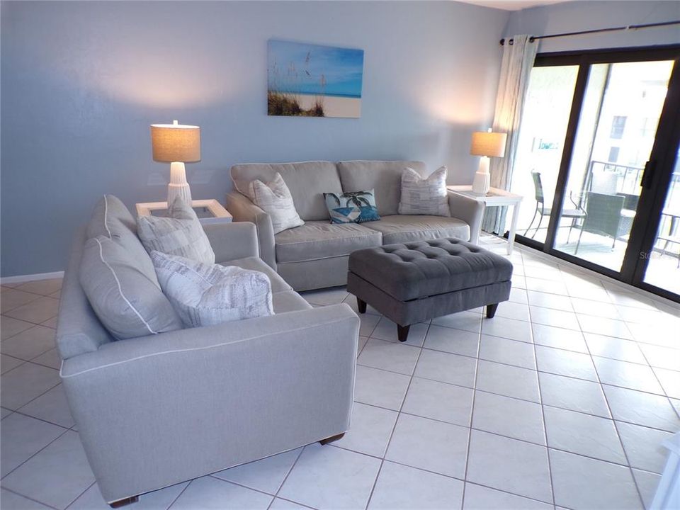 Activo con contrato: $499,000 (2 camas, 2 baños, 1080 Pies cuadrados)