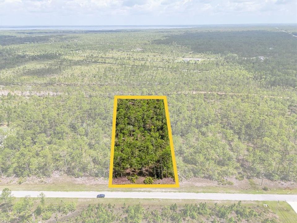 На продажу: $35,000 (1.73 acres)