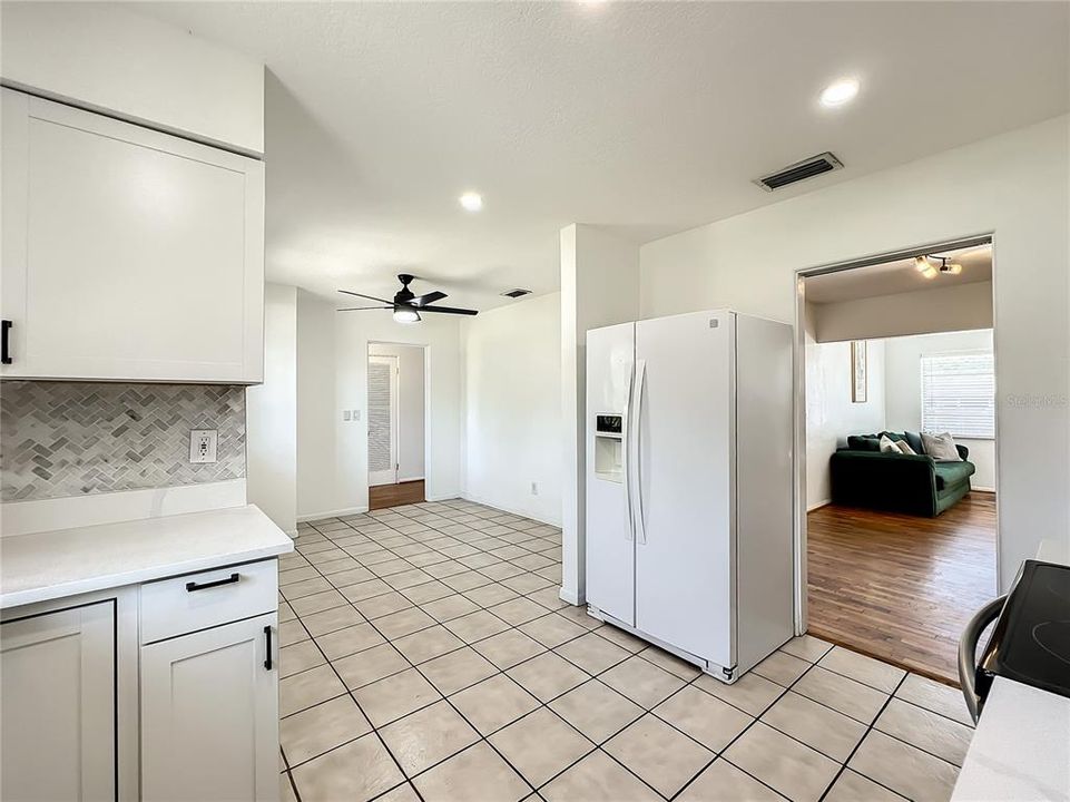 For Sale: $345,000 (4 beds, 2 baths, 1579 Square Feet)