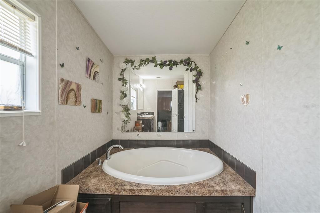 На продажу: $339,500 (3 спален, 2 ванн, 1344 Квадратных фут)