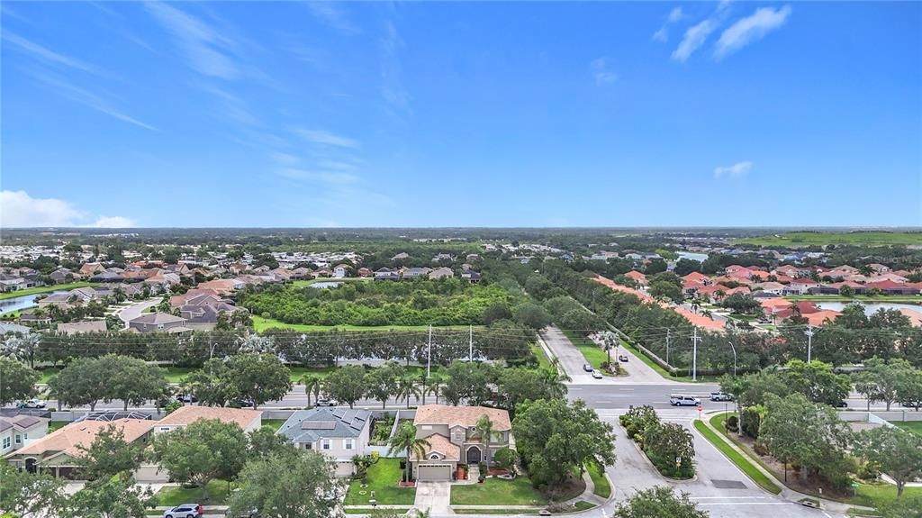 合同活跃: $587,500 (5 贝兹, 3 浴室, 2863 平方英尺)