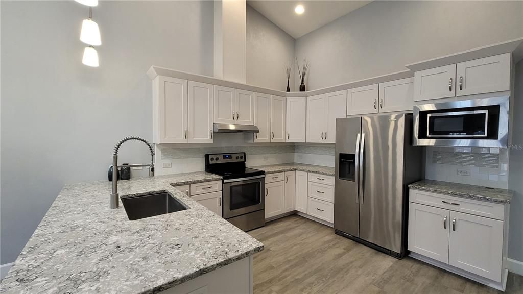 For Rent: $2,200 (2 beds, 2 baths, 1515 Square Feet)