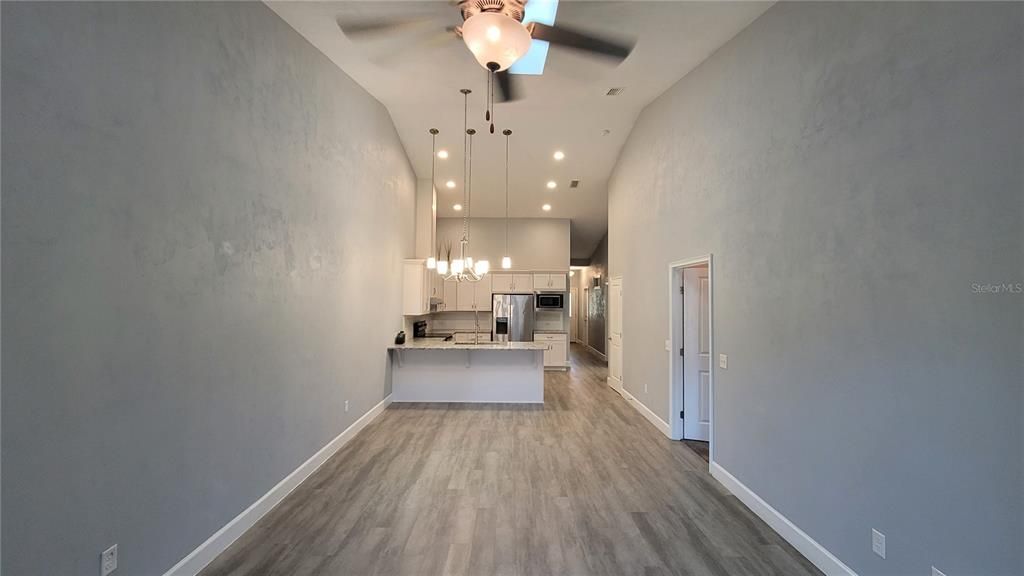 For Rent: $2,200 (2 beds, 2 baths, 1515 Square Feet)