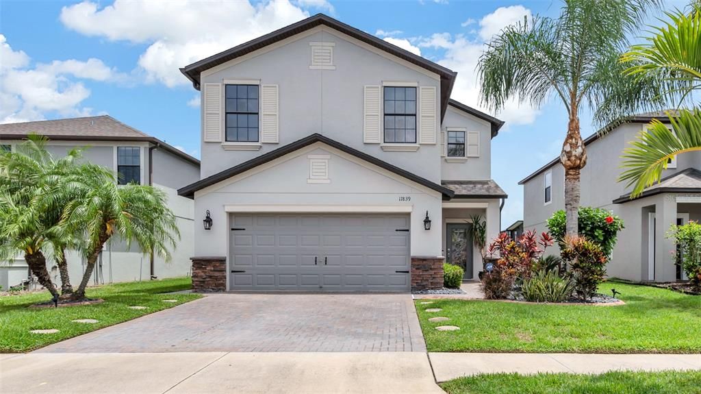 最近租的: $3,895 (3 贝兹, 2 浴室, 2352 平方英尺)