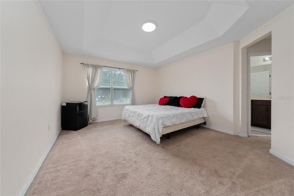 Active With Contract: $359,000 (3 beds, 2 baths, 1668 Square Feet)