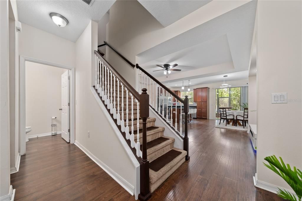 Active With Contract: $359,000 (3 beds, 2 baths, 1668 Square Feet)