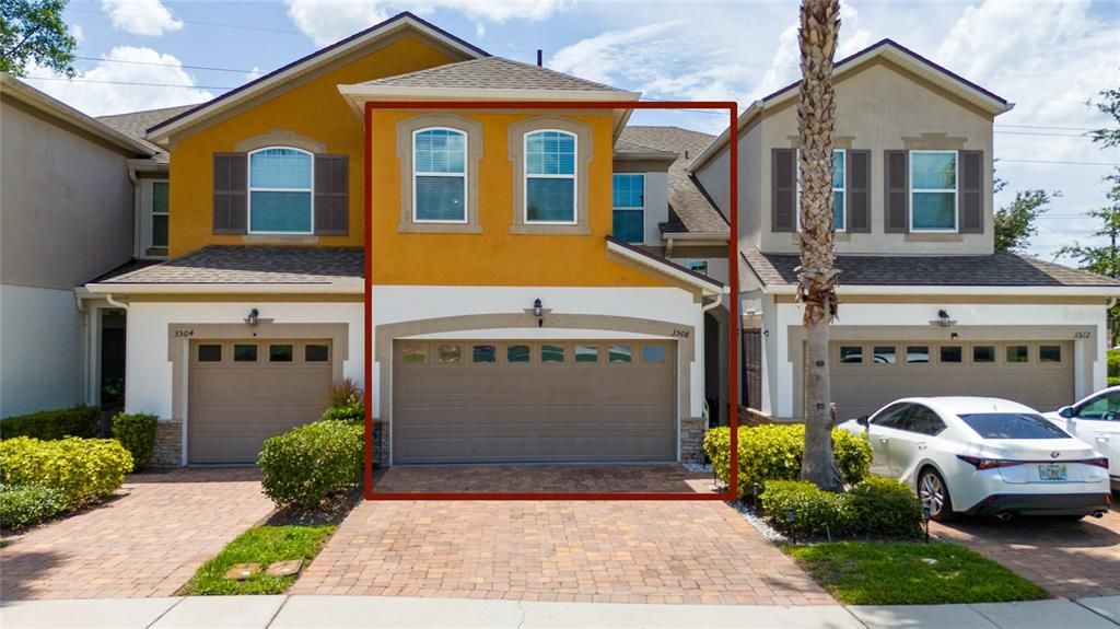 Active With Contract: $359,000 (3 beds, 2 baths, 1668 Square Feet)