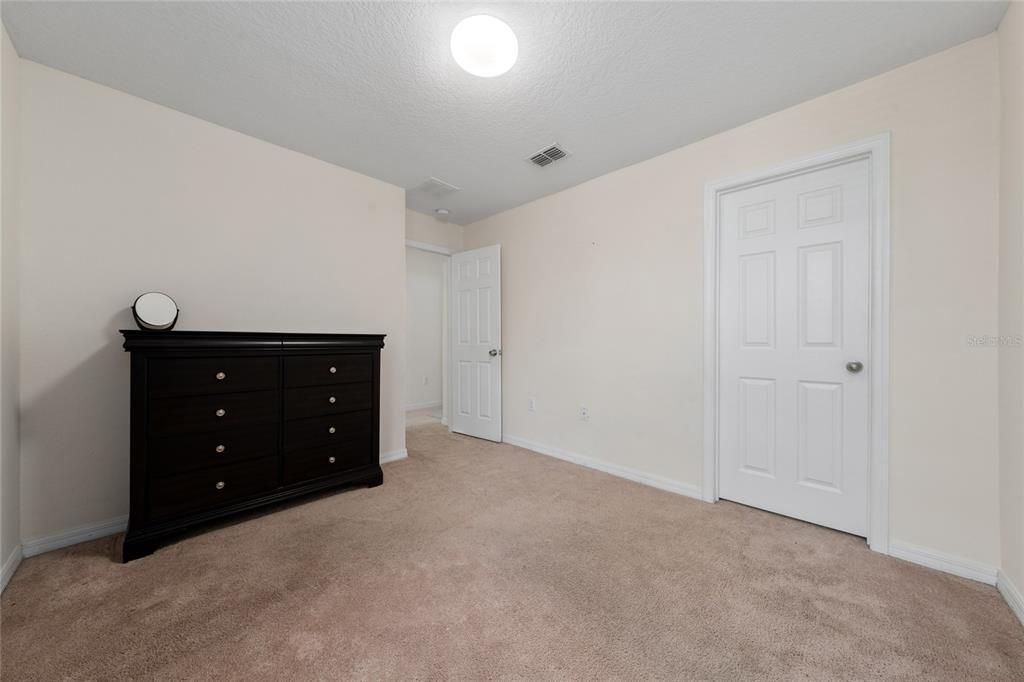 Active With Contract: $359,000 (3 beds, 2 baths, 1668 Square Feet)