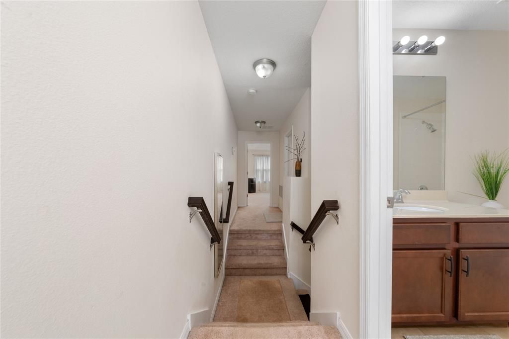 Active With Contract: $359,000 (3 beds, 2 baths, 1668 Square Feet)