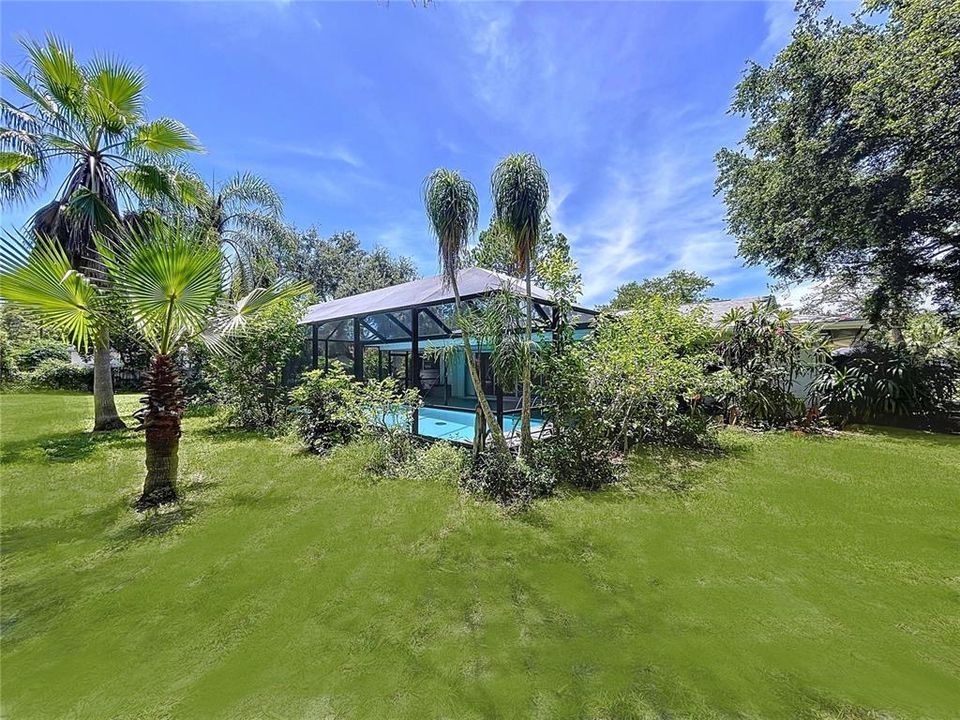 Active With Contract: $925,000 (5 beds, 4 baths, 2624 Square Feet)