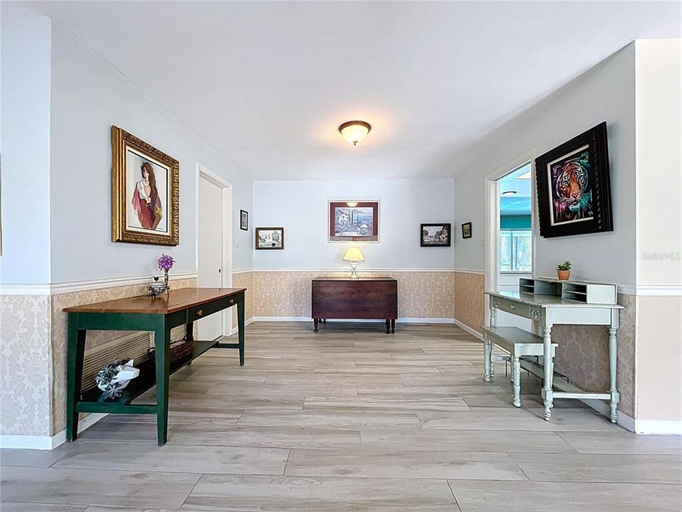 Active With Contract: $925,000 (5 beds, 4 baths, 2624 Square Feet)