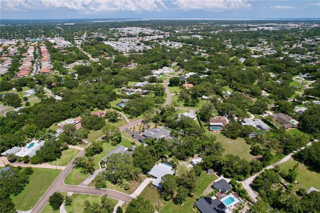 Active With Contract: $925,000 (5 beds, 4 baths, 2624 Square Feet)