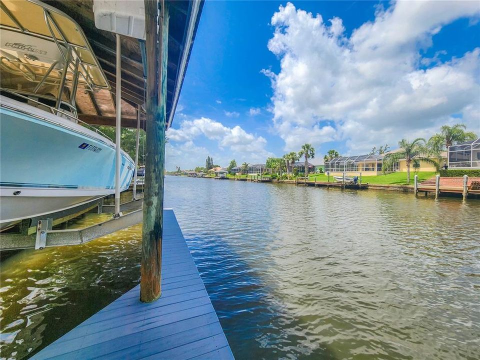 Activo con contrato: $850,000 (4 camas, 2 baños, 2661 Pies cuadrados)
