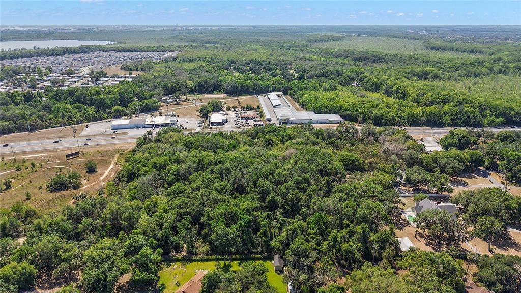 合同活跃: $949,000 (8.35 acres)