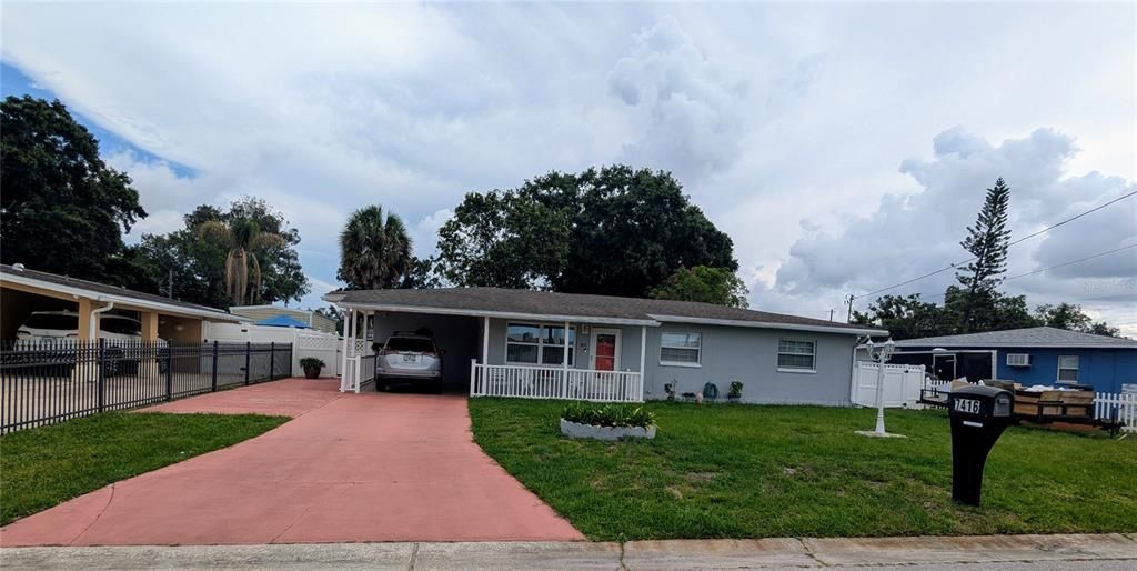 Недавно продано: $310,000 (4 спален, 2 ванн, 1364 Квадратных фут)