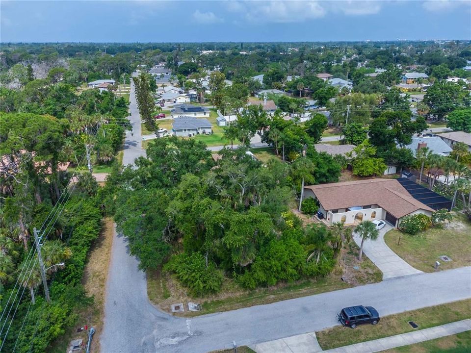 待售: $79,000 (0.18 acres)