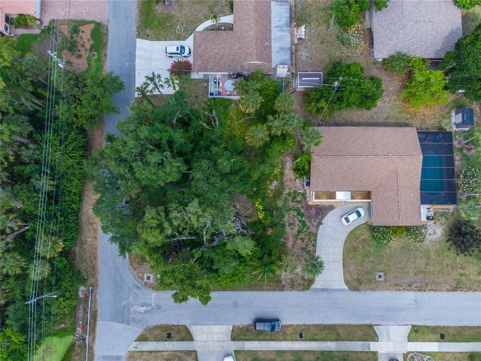 待售: $79,000 (0.18 acres)