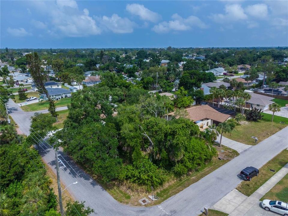 待售: $79,000 (0.18 acres)