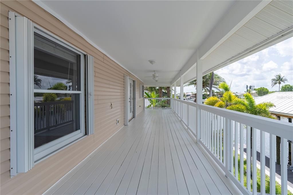 For Sale: $795,000 (3 beds, 3 baths, 2406 Square Feet)