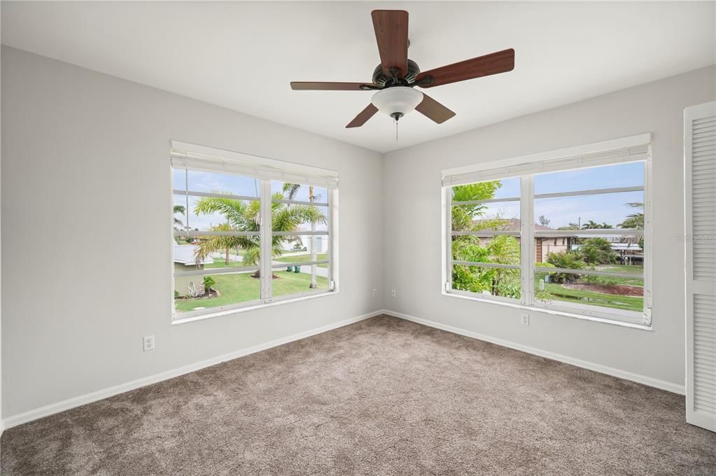 For Sale: $795,000 (3 beds, 3 baths, 2406 Square Feet)